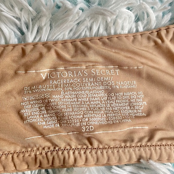 Racerback Semi Demi Victoria Secret Bra - Picture 4 of 4